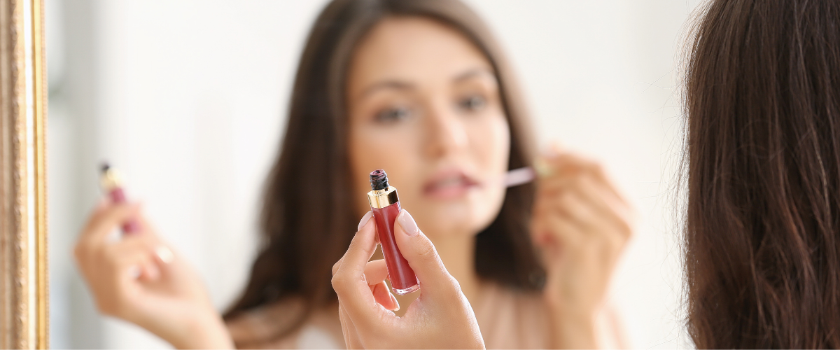 肌の老化にCBDが有効であることを伝える画像